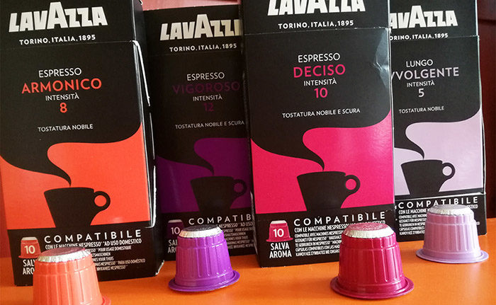 Lavazza lance une nouvelle gamme d’espressos compatibles avec les machines Nespresso.