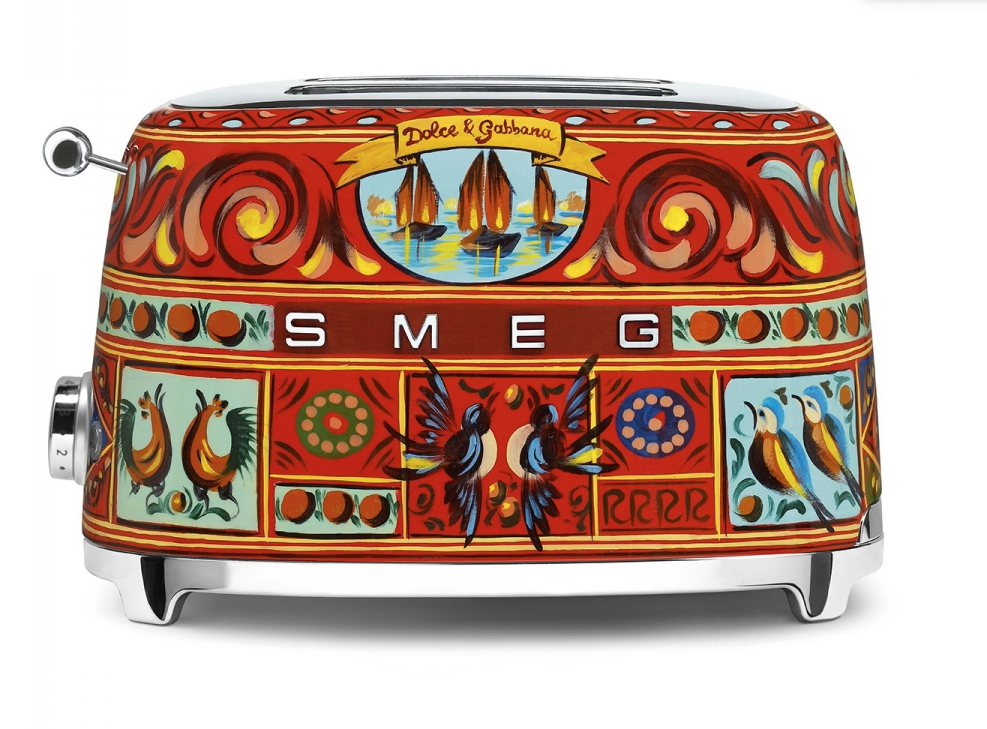Le toaster embelli à l’image des « Bummuli e Quattare »