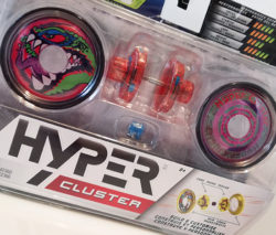 Bandai révolutionne le traditionnel yoyo avec Hyper Cluster, une version 100% personnalisable. Son noyau central et sa coque sont démontables.