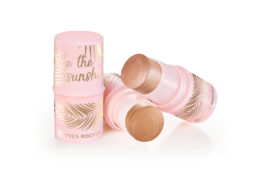 Yves Rocher : une ligne de maquillage Glowy à prix doux