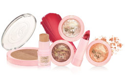 Yves Rocher : une ligne de maquillage Glowy à prix doux