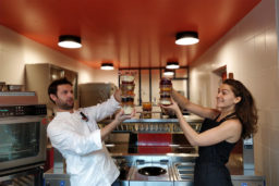 Prune : Charlotte Thienpont et Cyril Romanet Les fondateurs de la marque