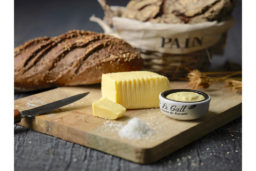 Le Gall : Beurre Grand Cru aux Cristaux de Sel de Guérande.