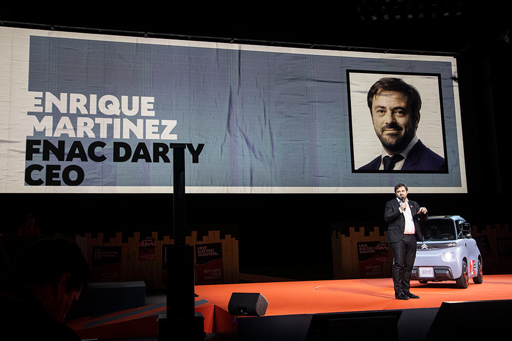 Enrique Martinez, Directeur général de Fnac-Darty annonce le partenariat avec Citroën pour distribuer l’Ami. © Photo Caroline Paux