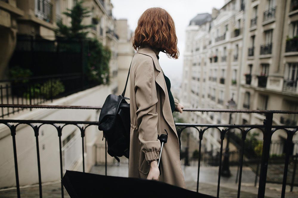 Femme dans Paris