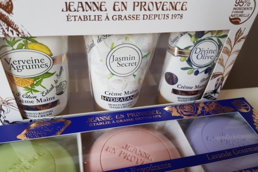 Jeanne en Provence : un peu de Provence au pied du sapin !