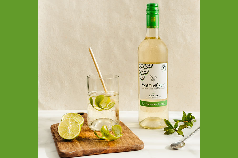 Green Cadet - le premier cocktail à base de vin lancé en 2016, revient cette année avec une formule éco-responsable toujours plus en phase avec son temps.