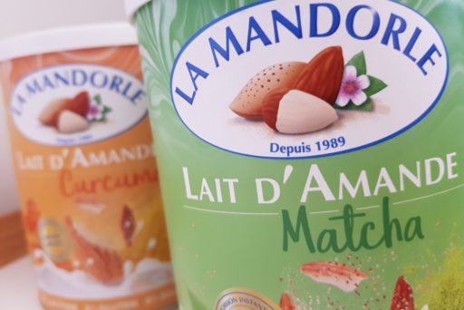 La Mandorle : deux nouvelles recettes végétales mariant lait d’amande avec Matcha et Curcuma