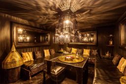 Le salon d'attente du SPA La Sultane de Saba de Vincennes