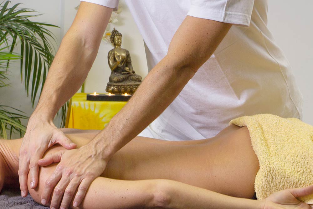 Les massages soulagent les douleurs dorsales
