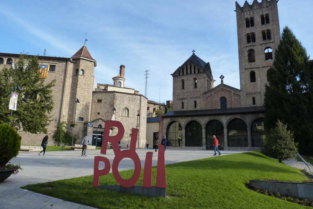Grand Tour de Catalogne : Monastère de Ripoll