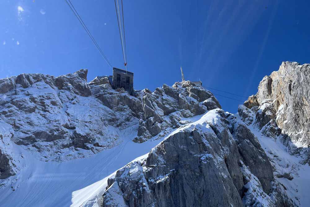 L’ascension au Mont Zugspitze en téléphérique
