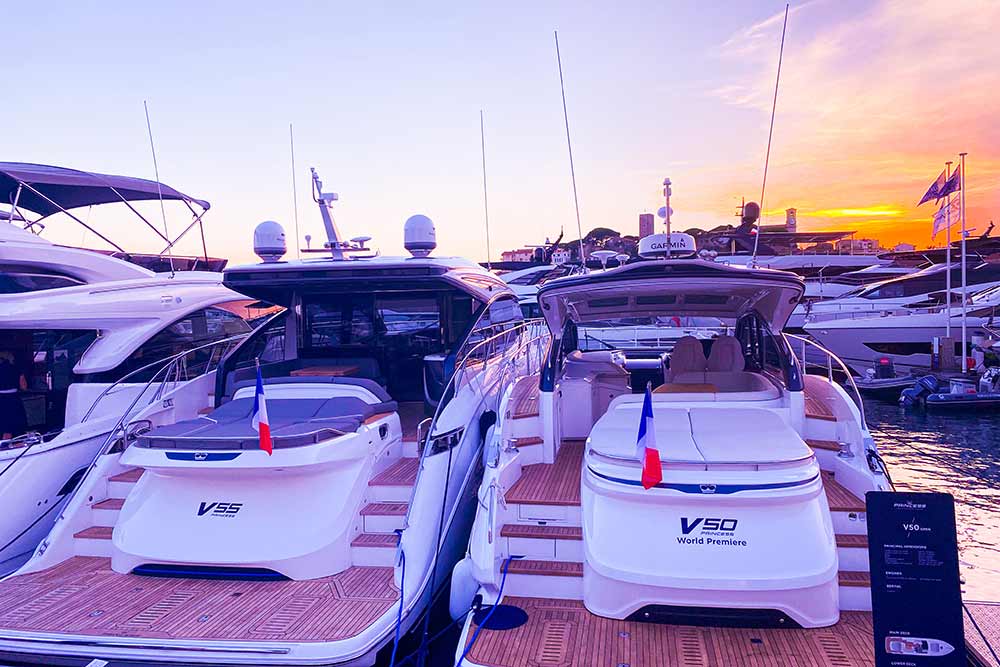 Bateaux - le V50 de Princess yacht