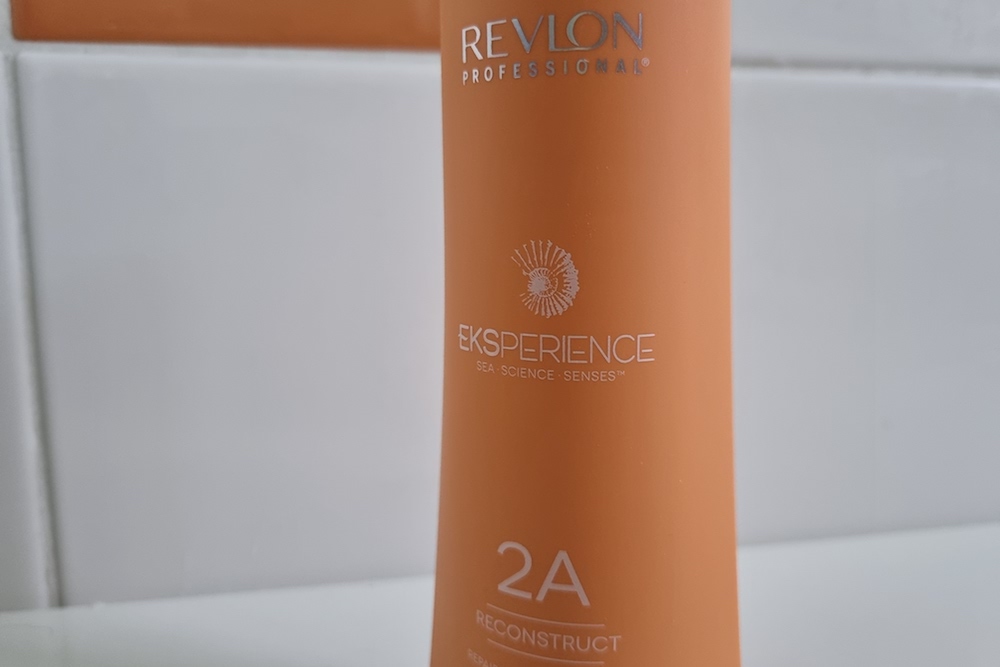Revlon Professional Eksperience : un rituel réparateur à la maison avec le Bain réparateur 2A Reconstruct