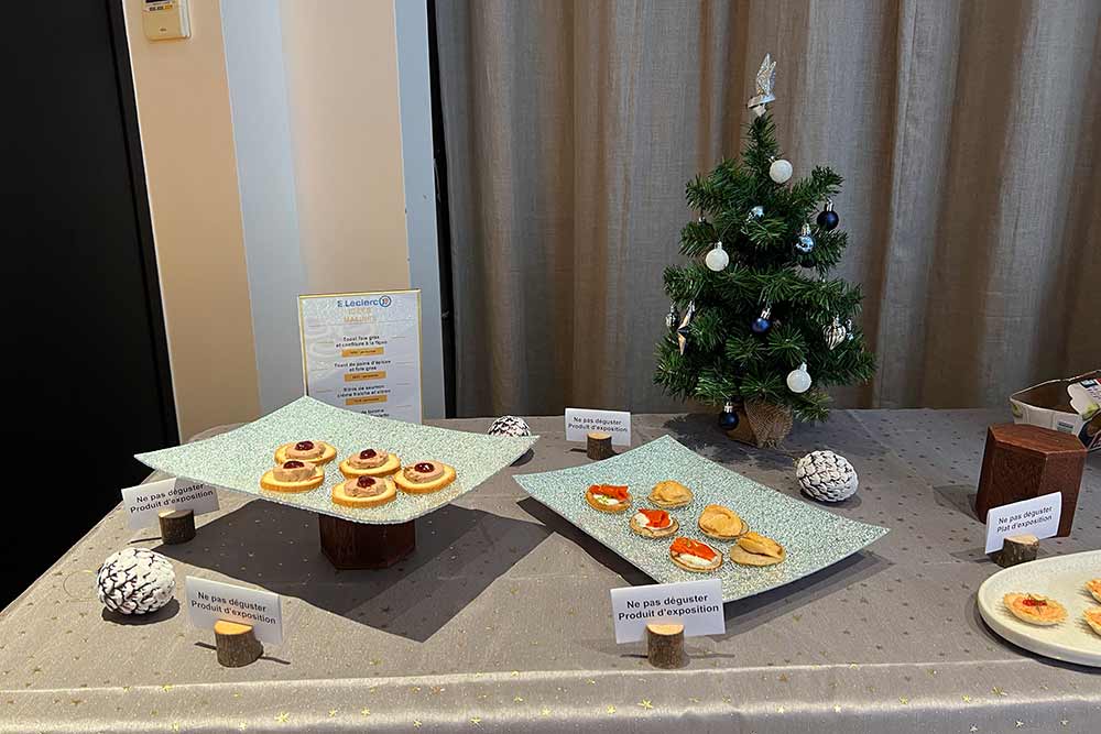 Noël Festif - avec des canapés au Foie gras