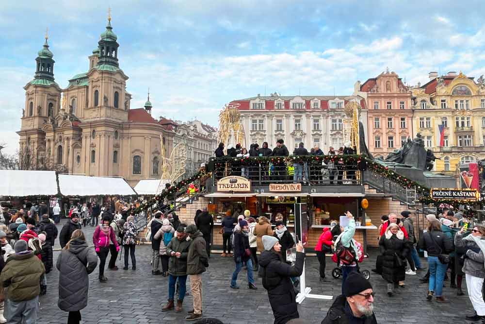 La place de la vieille ville et son marché de Noël (Prague)