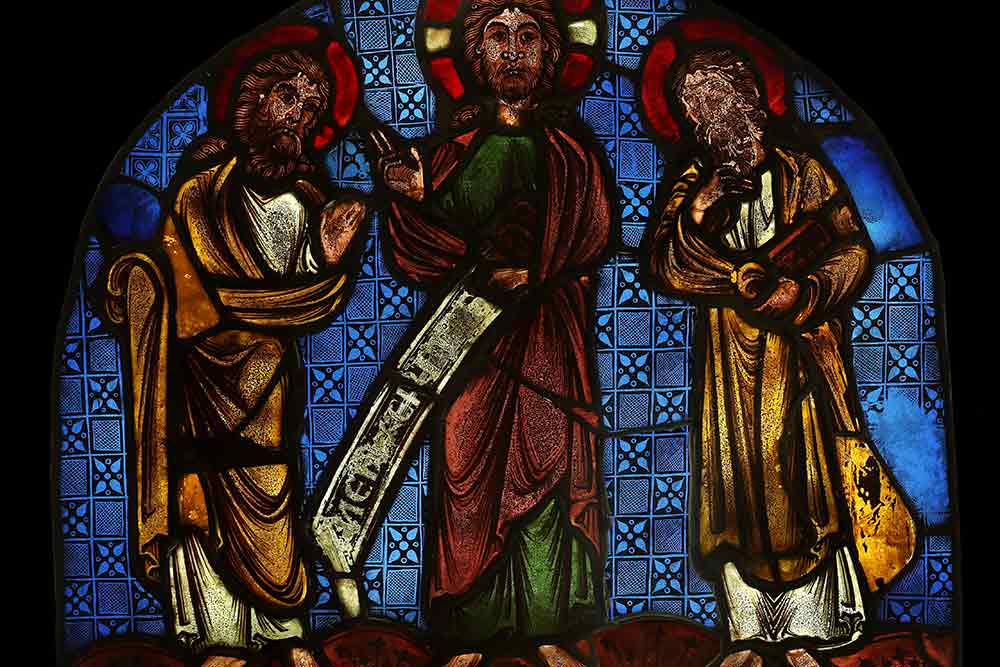 Transfiguration du Christ- XIIes, vitrail provenant de l'ancienne cathédrale romane de Troyes