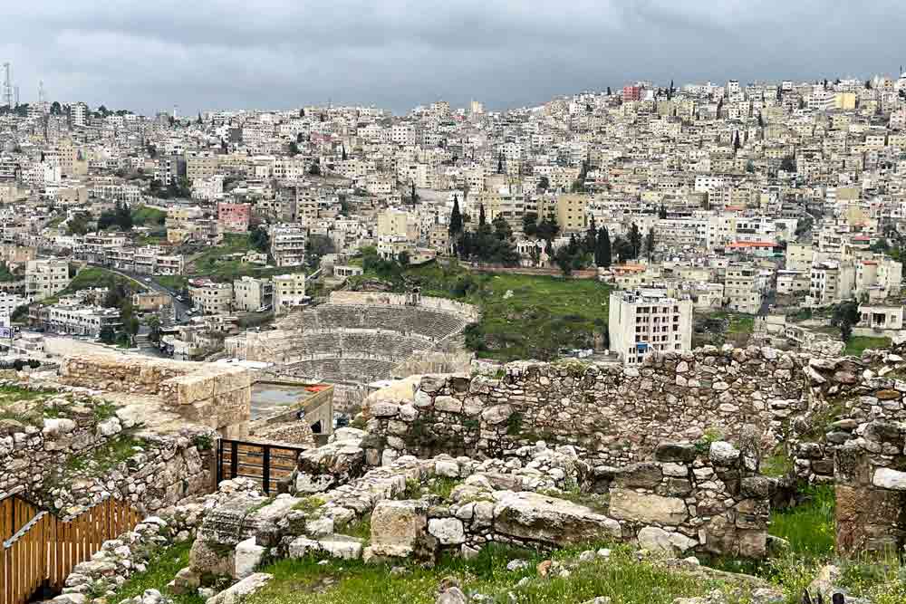 Amman - et son théâtre romain, dans la ville basse