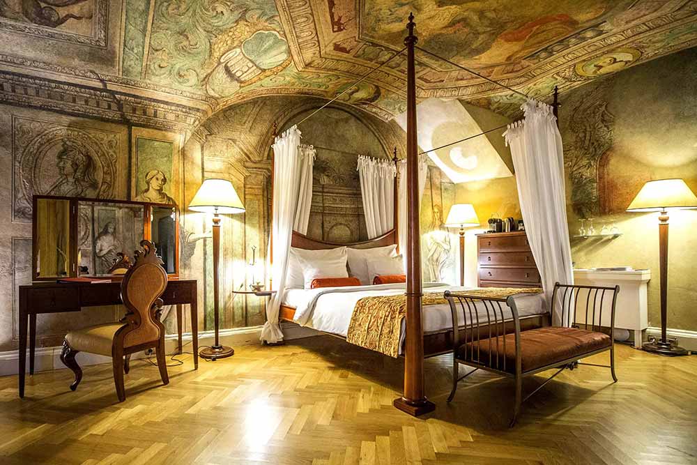 Les suites et chambres de l’hôtel cinq étoiles The Mozart Prague sont exceptionnelles.