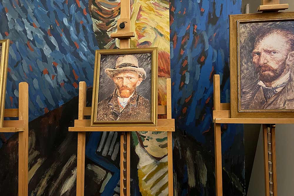 Des autoportraits de Vincent Van Gogh.