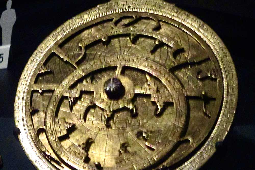 La mer - Astrolabe en laiton doré XVIIIe