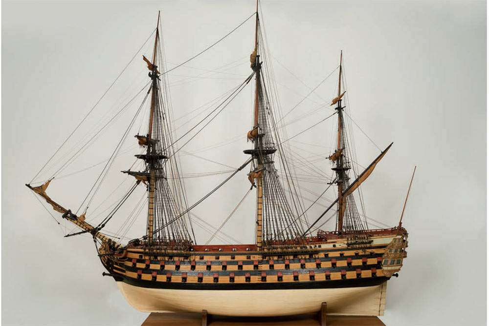 La mer - Le Royal Louis, 124 canons, vaisseau de premier rang de la Marine Royale, 1740, modèle d'instruction de l'Arsenal de Brest, c. 1770 L.250cm,