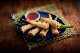 Gastronomie asiatique - 6 cônes crevettes façon Tom Yum