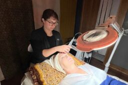 Radiofréquence - Gommage des rides sur tout le visage.