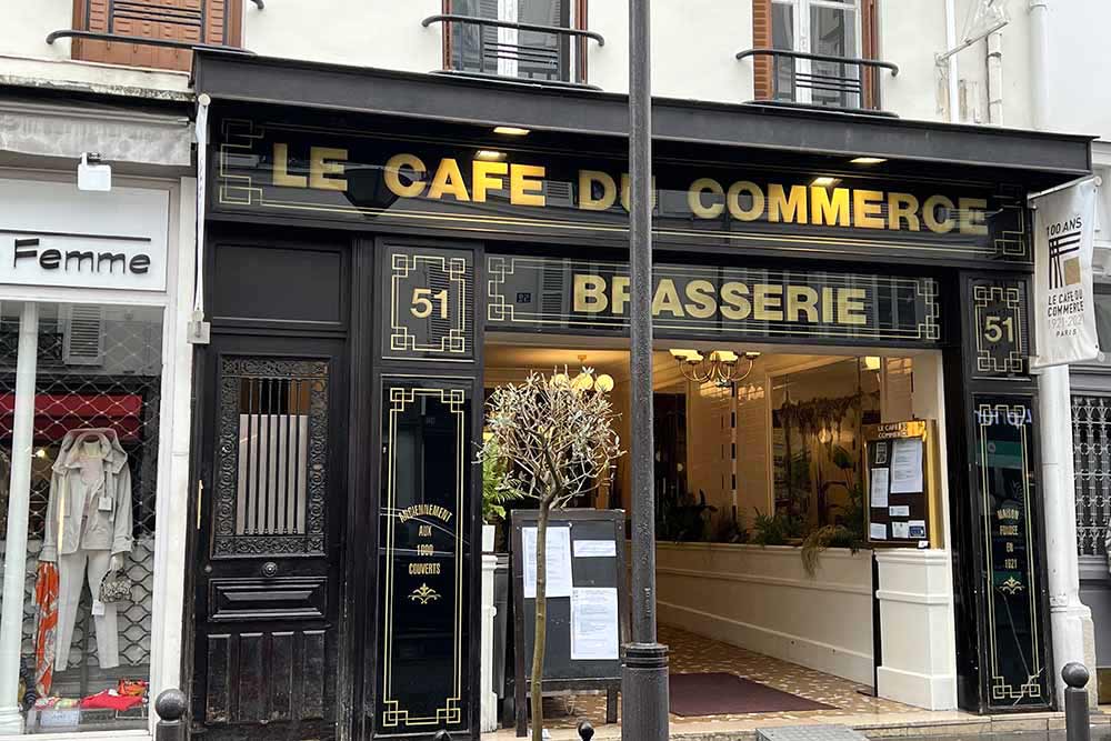 Le Café du Commerce - Véritable hymne à la cuisine bourgeoise, la carte du Café du Commerce affiche un éventail de classiques parisiens en voie de disparition.