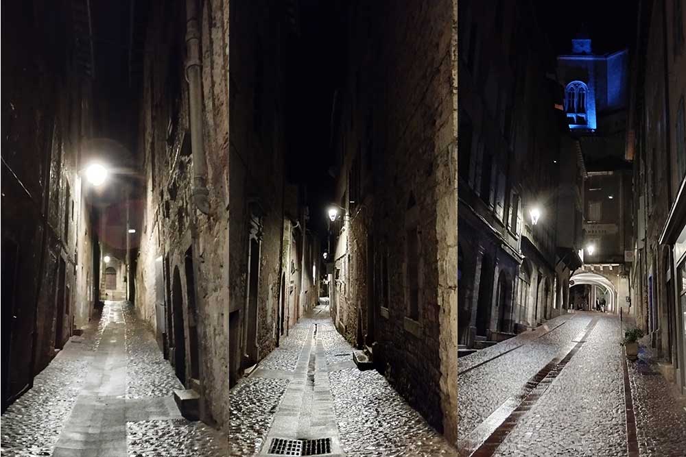 Villefranche-de-Rouergue - Vues nocturnes des rues de la bastide. Toutes se coupent à angle droit.