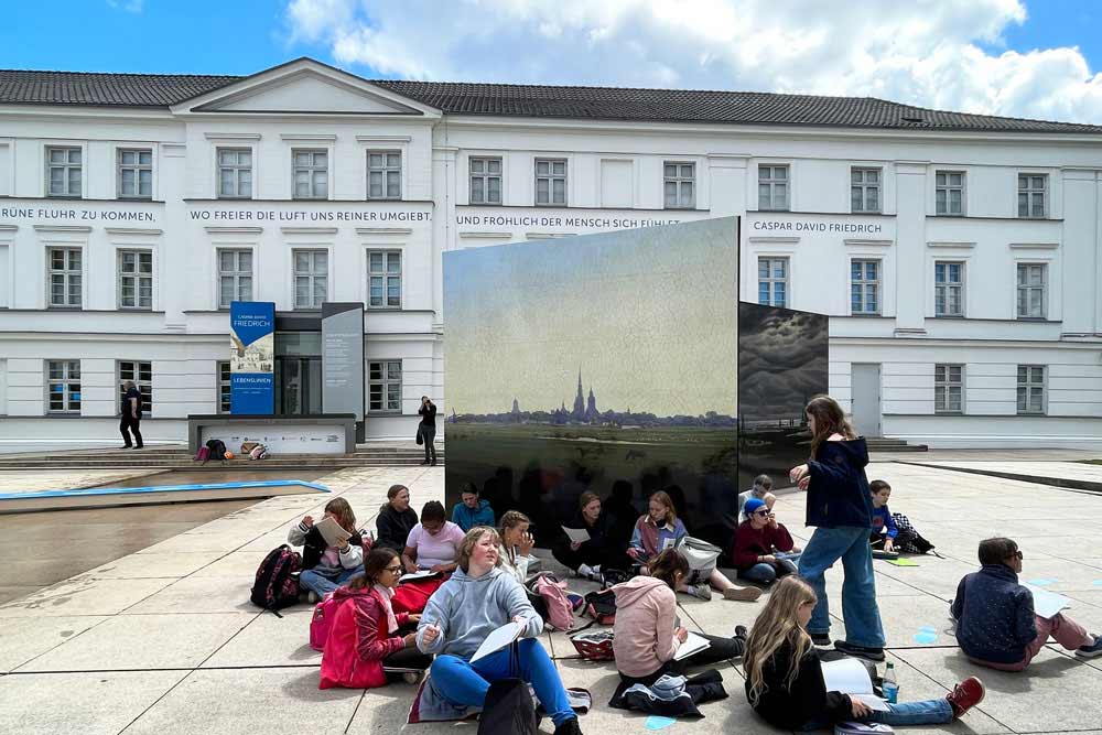 Friedrich - Le musée régional de Poméranie avec ses grandes reproductions de Friedrich et ses futurs fans ! (Greifswald)