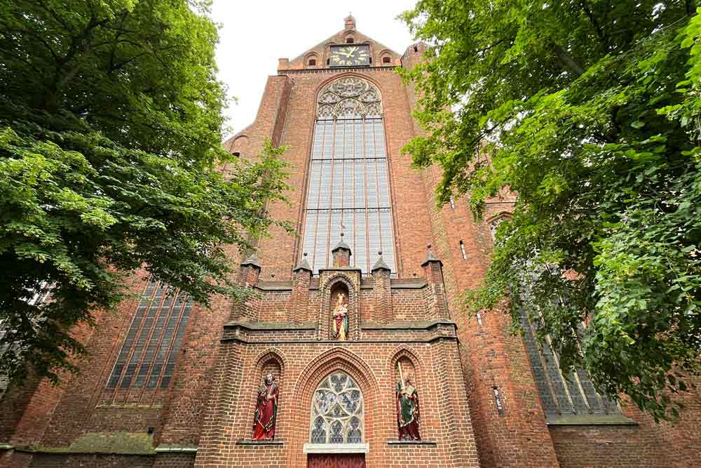 Façade de l’église Saint-Nicolas (Stralsund)