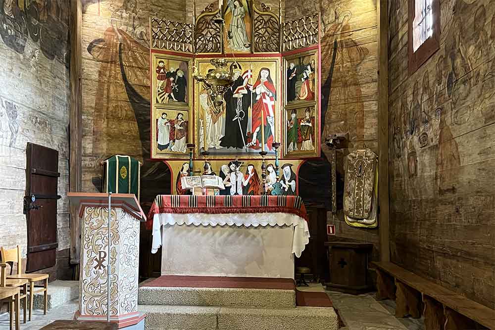 Eglises en bois - Un superbe maître hôtel.