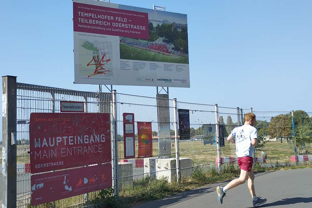 Berlin - L’aéroport de Tempelhof est devenu un gigantesque parc urbain.