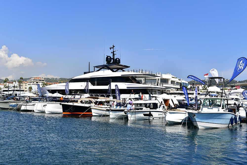 Salon Nautique - Des yachts qui font rêver 