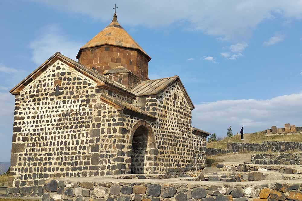 Monastre - Le monastère de Sevanavank a été édifié à l’emplacement d’un ancien temple païen.