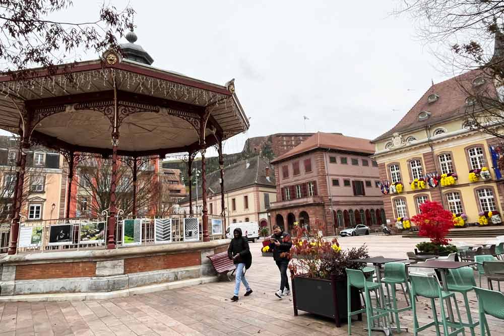 Belfort - La place d’Armes et son kiosque à musique