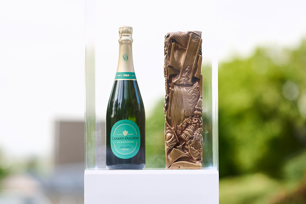 Léonie Iconic - Un champagne fabuleux à boire pendant les fêtes et après.