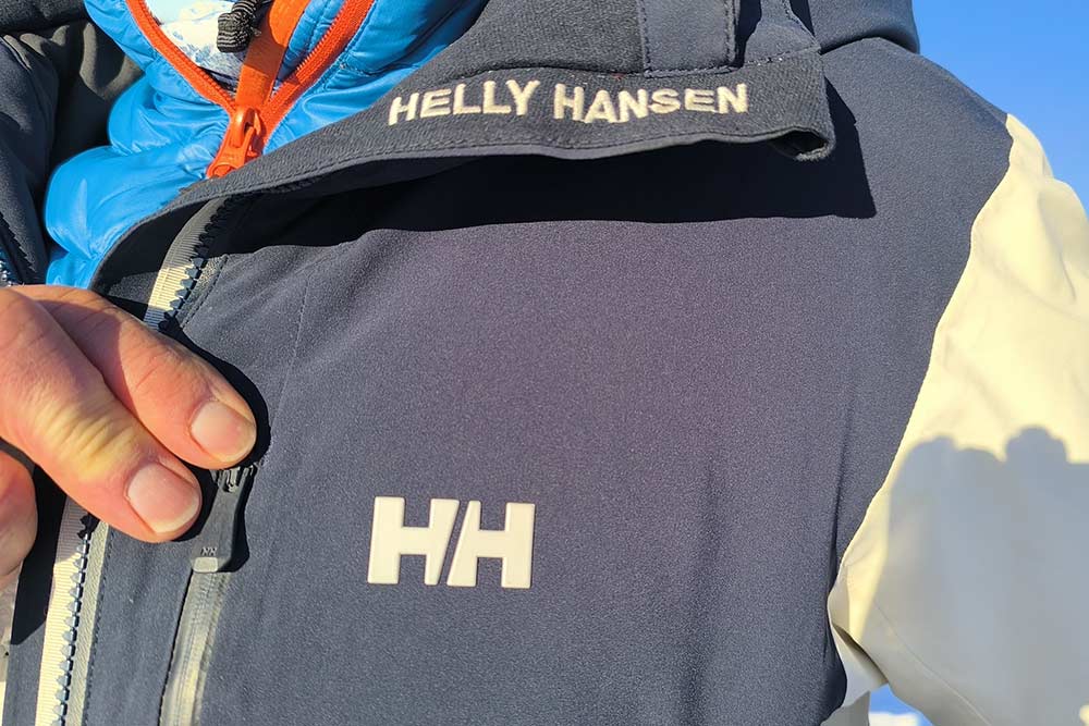 Helly Hansen - Des zips thermosoudés.