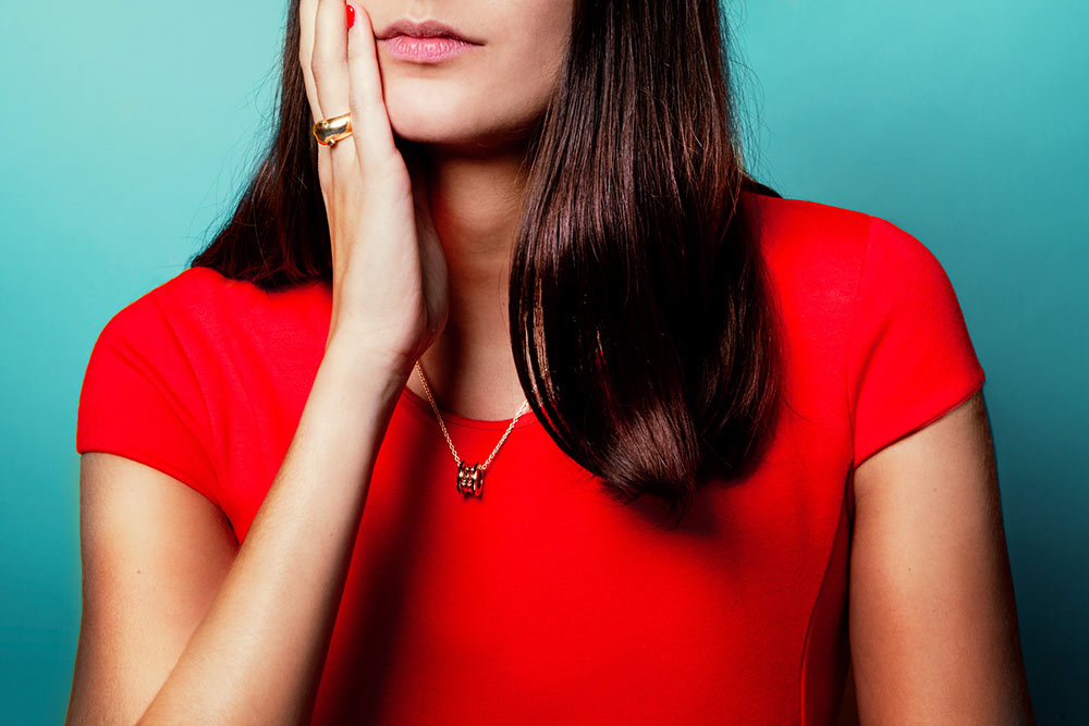 Les bijoux font partie de l'élégance.