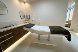 Estik - Les cabines sont spacieuses et confortables.