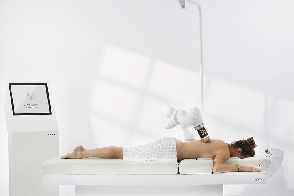 iyu - l'essayer, c'est l'adopter.