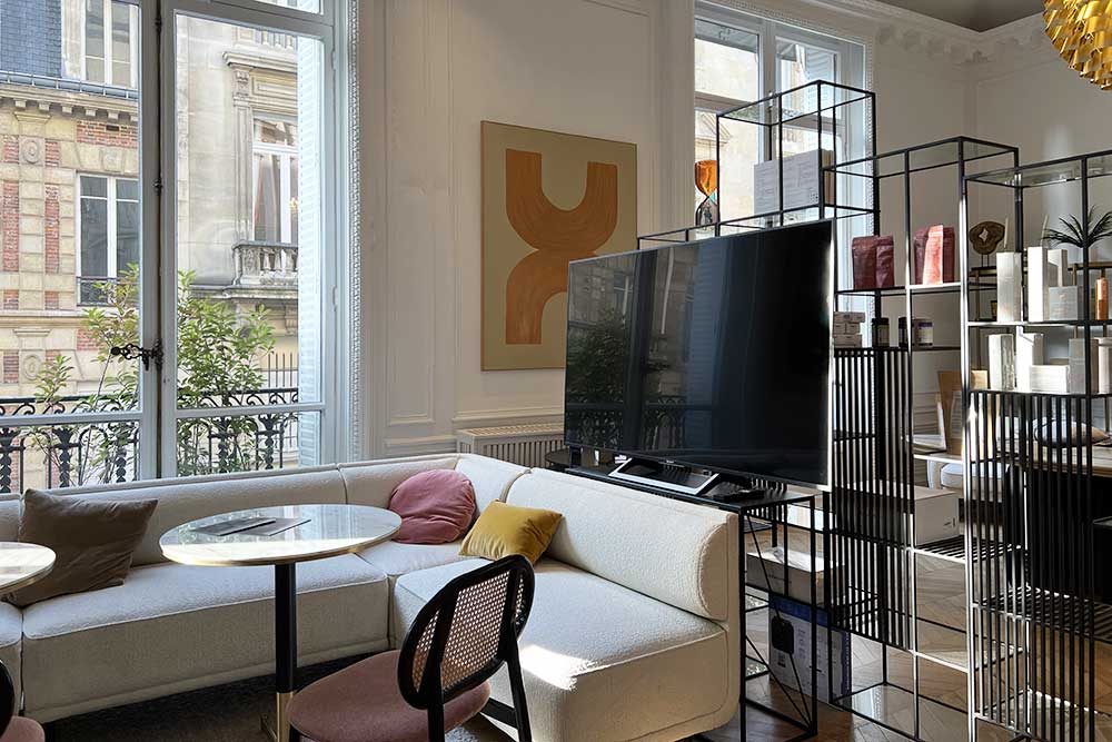 Un coin salon pour patienter ou boire une tisane ou autre.