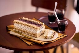 Feuilleté glacé Façon tiramisu.