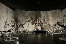Mengele-Danse macabre par Jean Tinguely, 1986 (musée Tinguely)