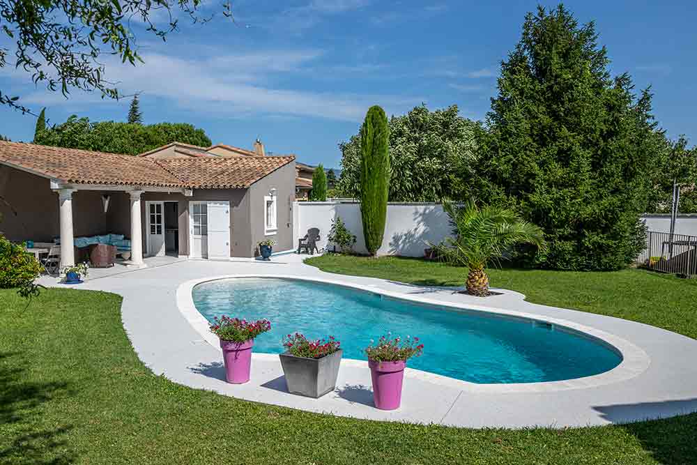 Moquette Pierre pour embellir le sol.