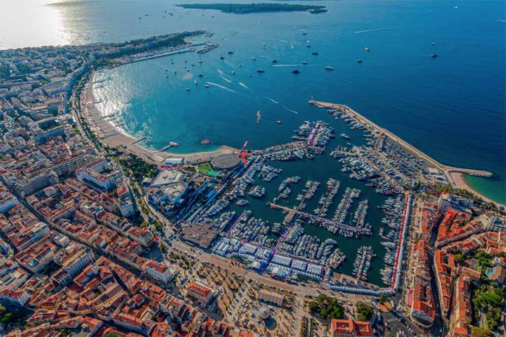Cannes Yachting Festival - le plus grand salon à flot d’Europe.