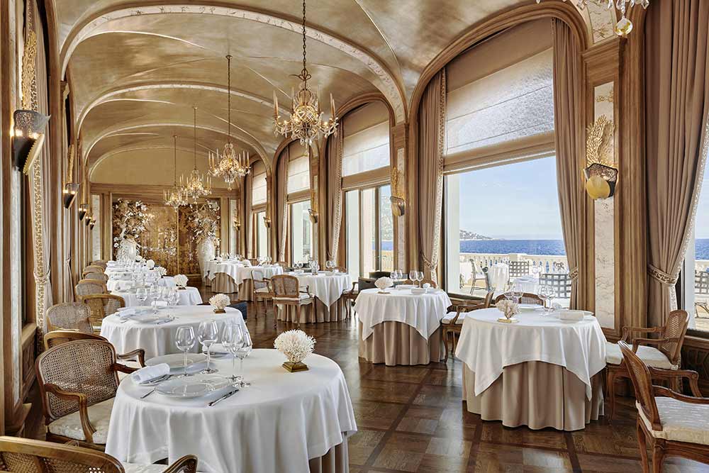 Le restaurant des Rois : salle à manger.