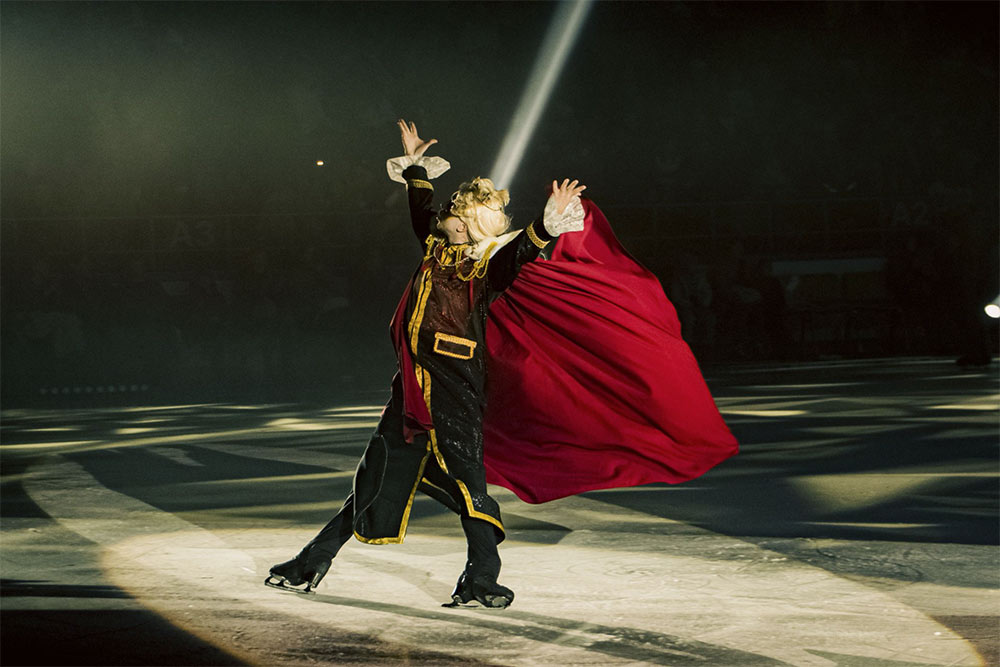 Le Petit Prince - sur la glace. Des patineurs vraiment super !