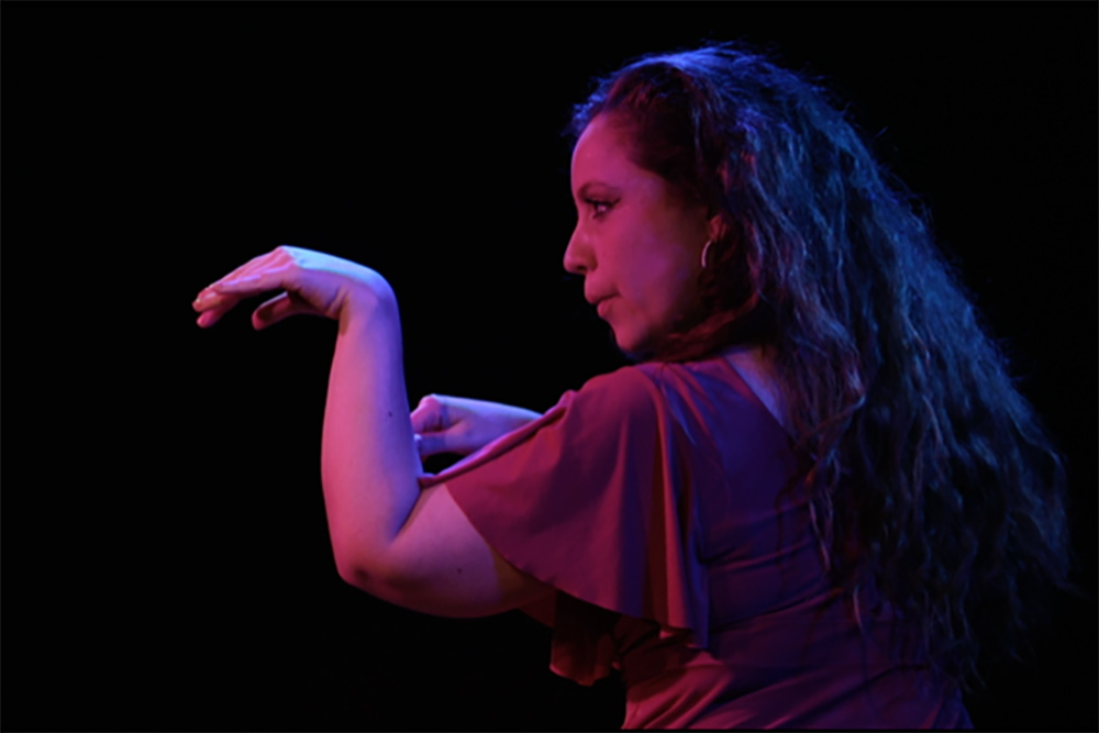 Lys - Comique et Lyrique mélangé.